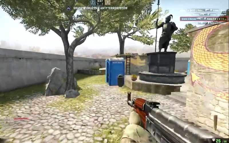 Deft成为首位达成LCK联赛3000击杀的选手